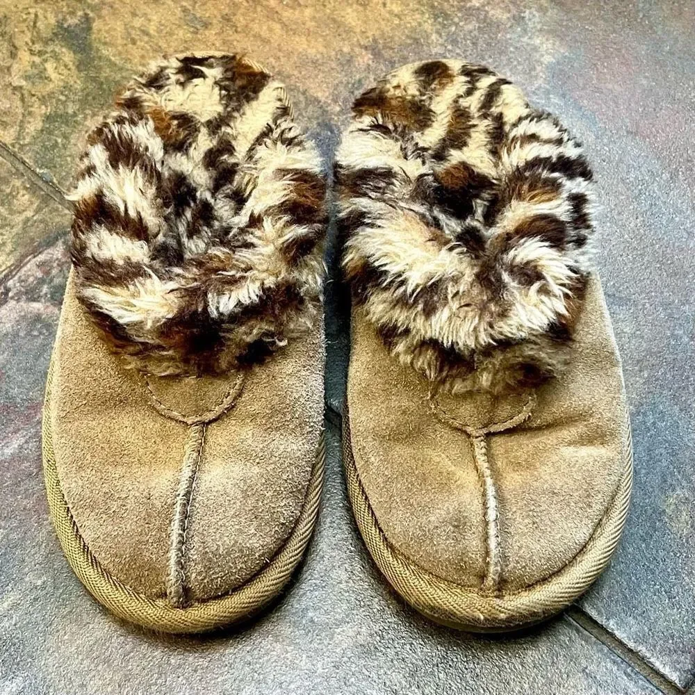 Girl’s Faux Suede Fur Animal Print Slippers Size Small 13-1